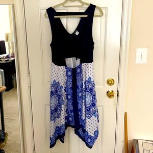 Venus dress, size Large , brand new